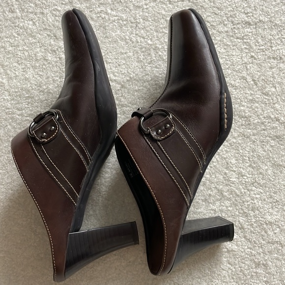 Aerosoles  Clogs/Mules Like new - Picture 3 of 6